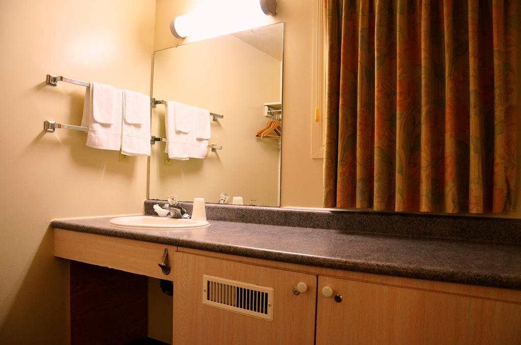 Grand Motel Toronto Rom bilde